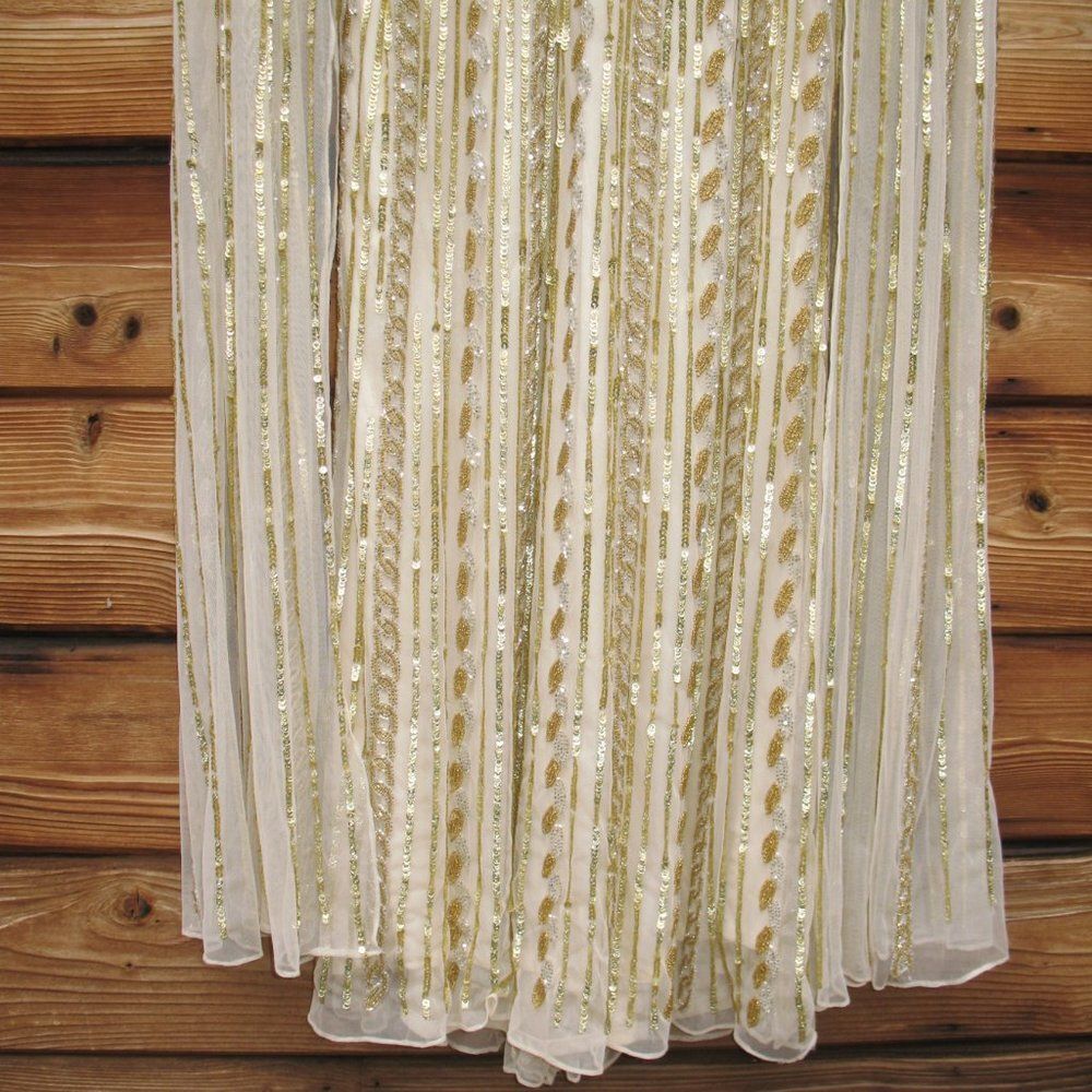 NWT Mac Duggal 5915 SEQUINED V-NECK GOWN Dress WITH CAPE SLEEVES Nude Silver 8 - Picture 12 of 15